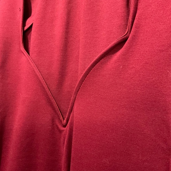 Long sleeved Maroon body on midi dress with wired low back - Picture 4 of 4